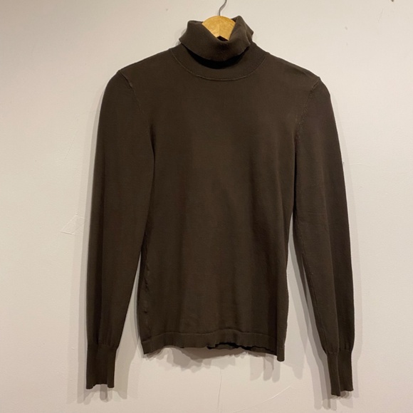 Antonio Melani Green Turtleneck Light Weight Sweater Size Medium - Picture 1 of 3